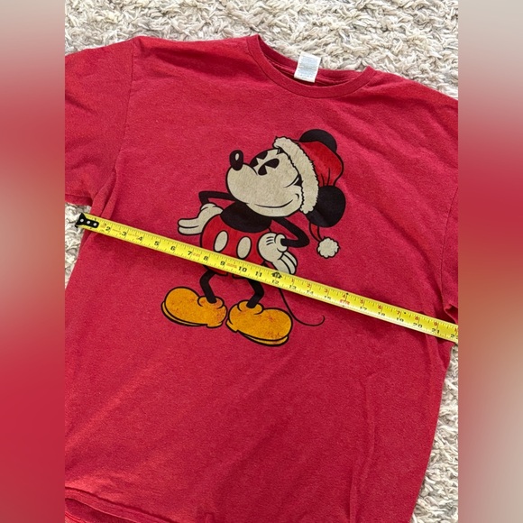Disney Mickey Mouse In Santa Hat Christmas T Shirt Red Men’s Size Large - Picture 4 of 7